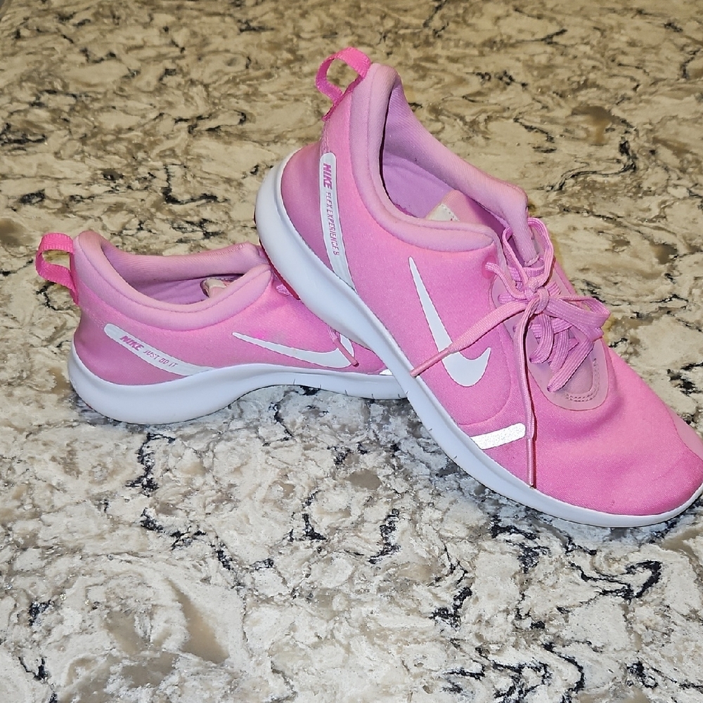 Nike Flex EXP 8 Running Shoes